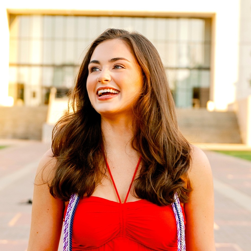 Meet your Posher, Maeghan